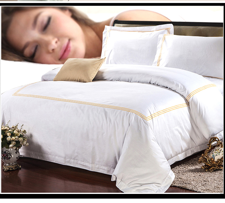 Satin Comfortable Double Designer Bedspreads