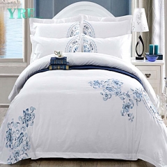 Housse de couette blanche en coton doux