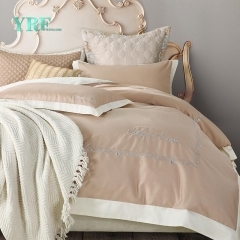 ensemble de couette beige satin brodé