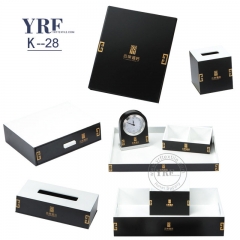 Porte-boîtes en cuir