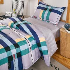 Ensemble de draps de lit au design simple,