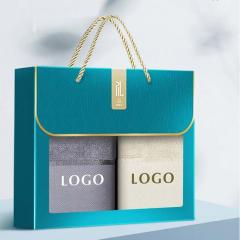 Serviette de bain en coton personnalisée