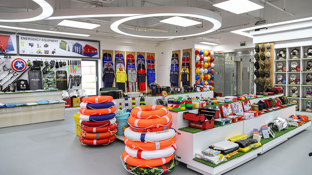 Chinese Factory B2B Wholesale Disaster Relief Hydraulic Shears (Egypt Market): 30 Seconds Cut 20mm Steel Cable + 8-Year Durability, ISO Certified for Flood Rapid Barrier Removal